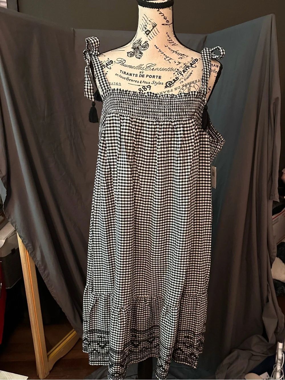 Black & White Gingham Tie-Shoulder Sundress elastic top